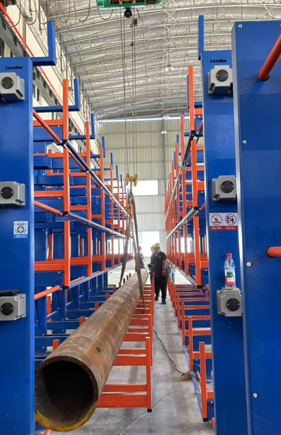 伸缩式悬臂货架